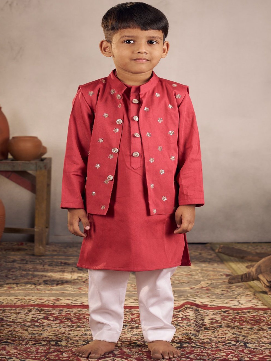 

Vivedkids Boys Mandarin Collar Straight Kurta With Pyjamas & Nehru jacket, Red