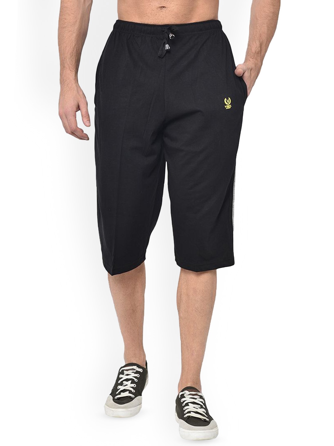 

MACK JONNEY Men Solid Mid-Rise Shorts, Black