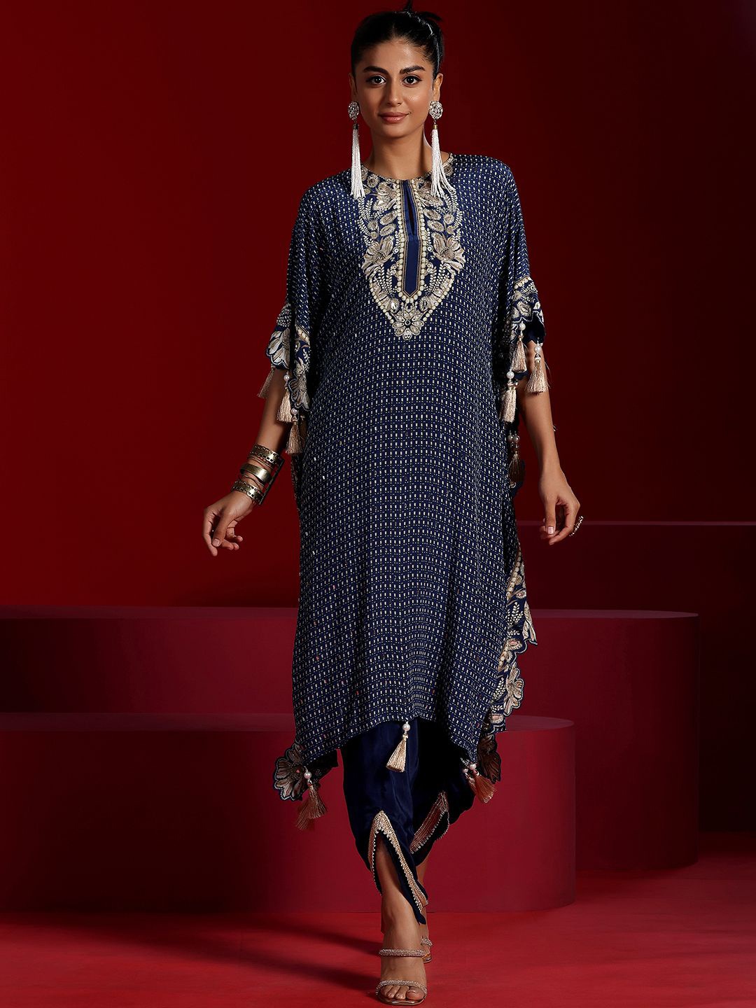 

Libas Art Floral Embellished Kaftan & Dhoti Pants, Navy blue