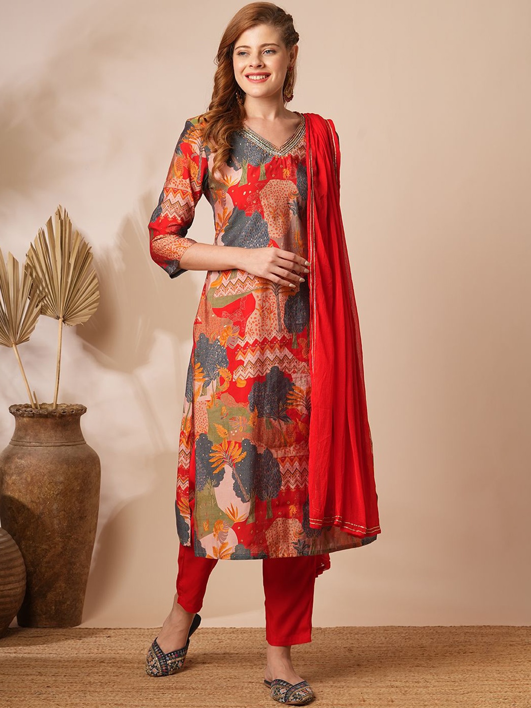 

FASHOR Ethnic Motifs Printed Beads and Stones Straight Kurta With Trousers & Dupatta, Red