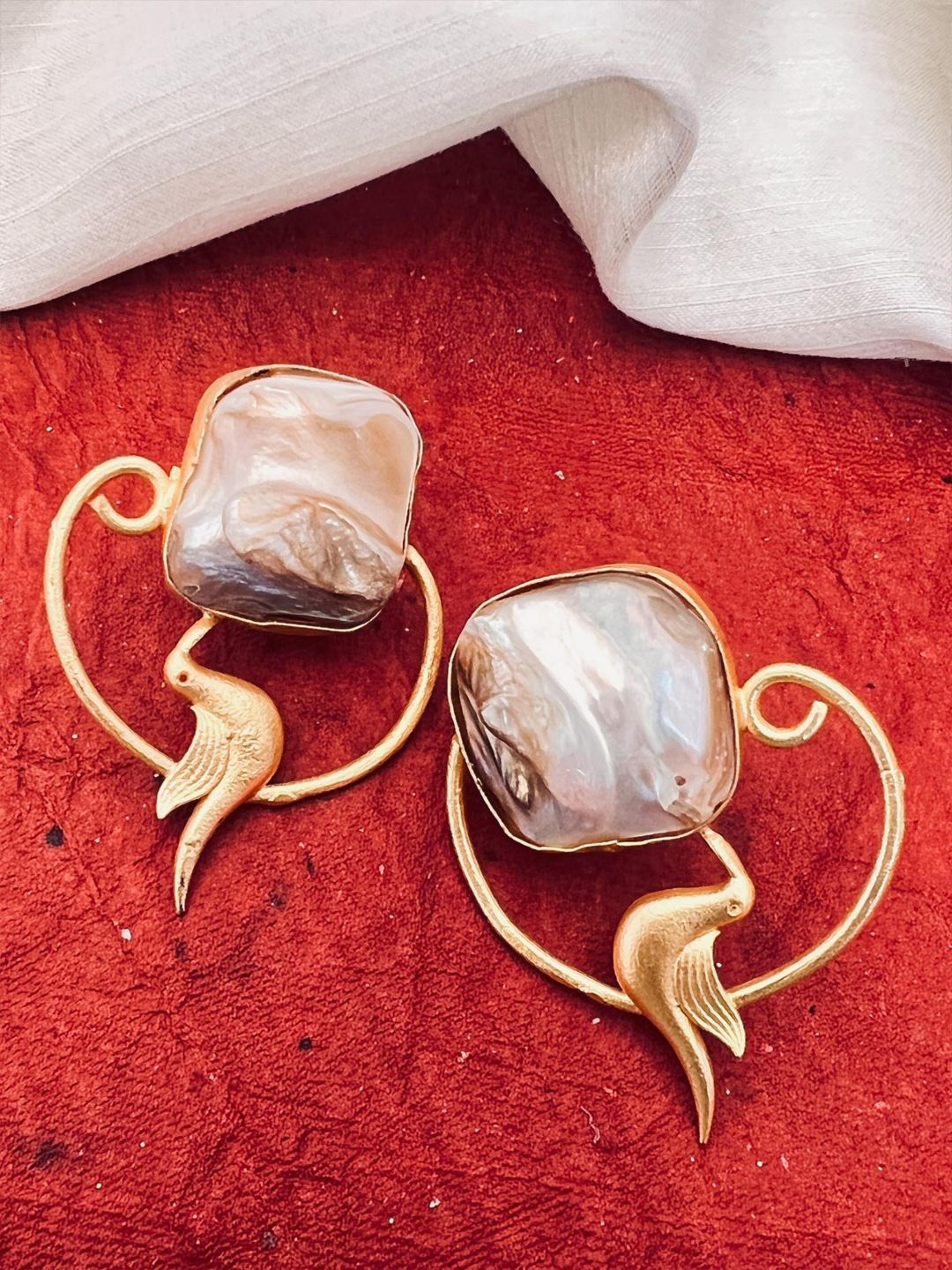 

VAGHBHATT Gold Plated Stainless Steel Imitation Bird and Baroque Pearls Drop Earrings