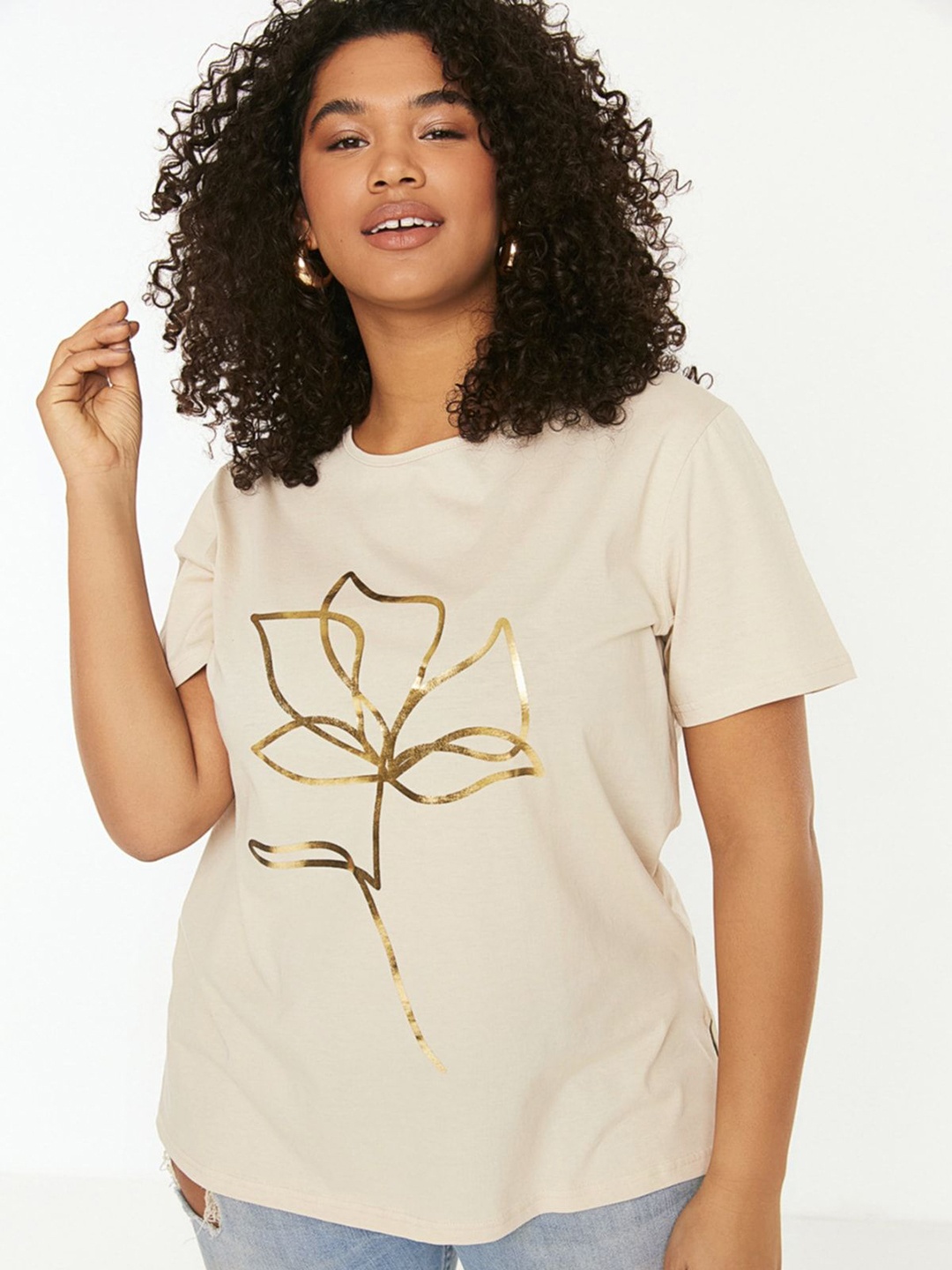 

Trendyol Women Solid Round Neck Cotton T-Shirt, Na