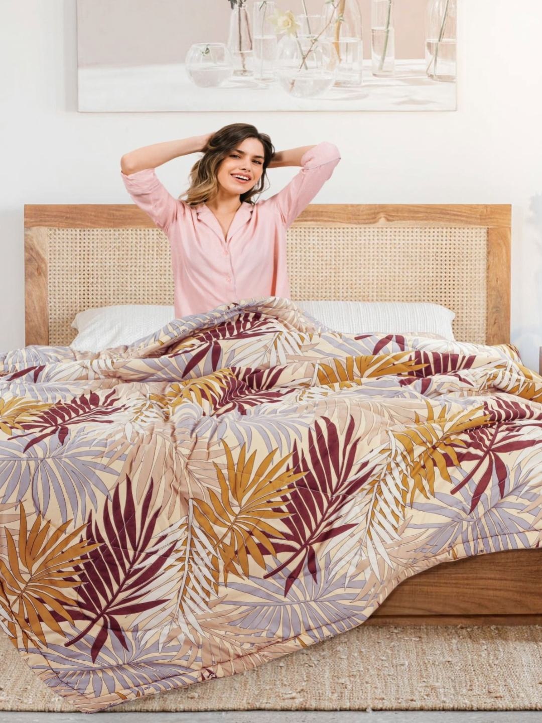 

Supreme Home Collective Brown AC Room 300 GSM Double Bed Comforter, Beige