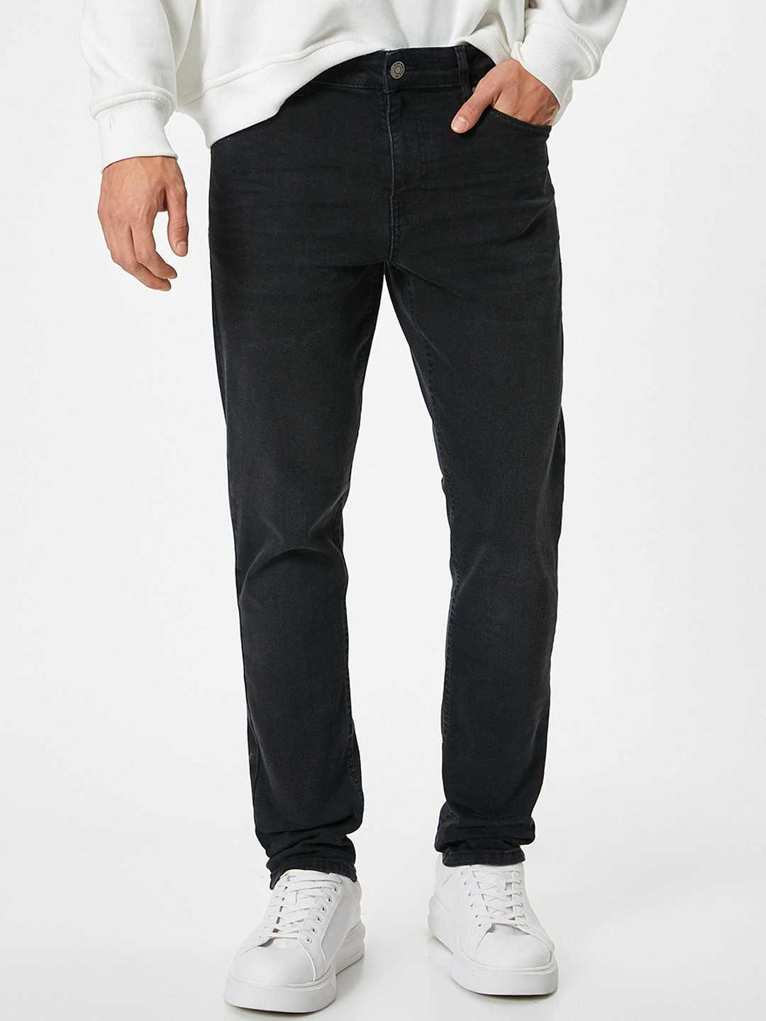 

Koton Men Slim Fit Mid-Rise Jeans, Black