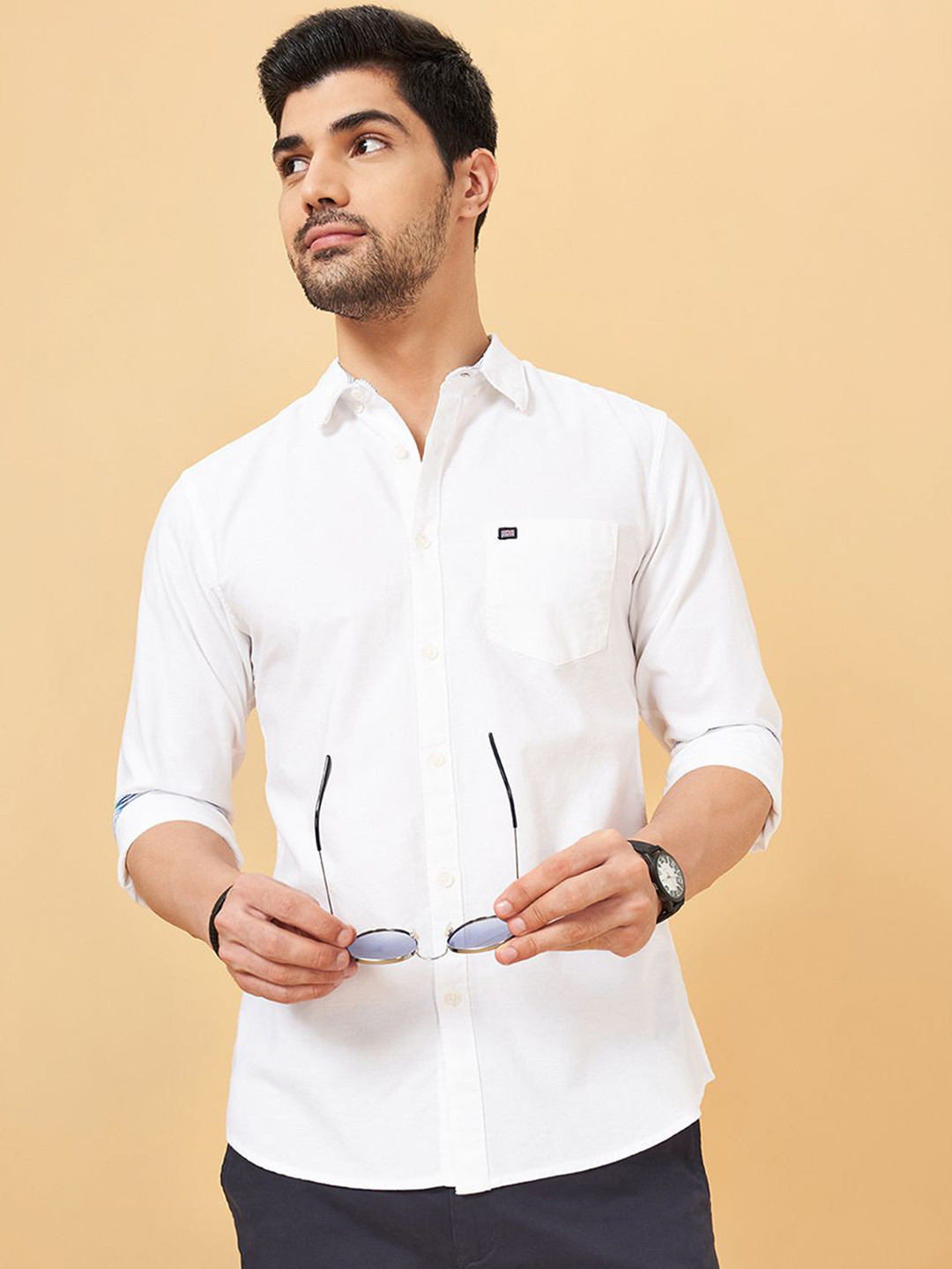 

BYFORD by Pantaloons Men Spread Collar Solid Cotton Slim Fit Casual Shirt, White