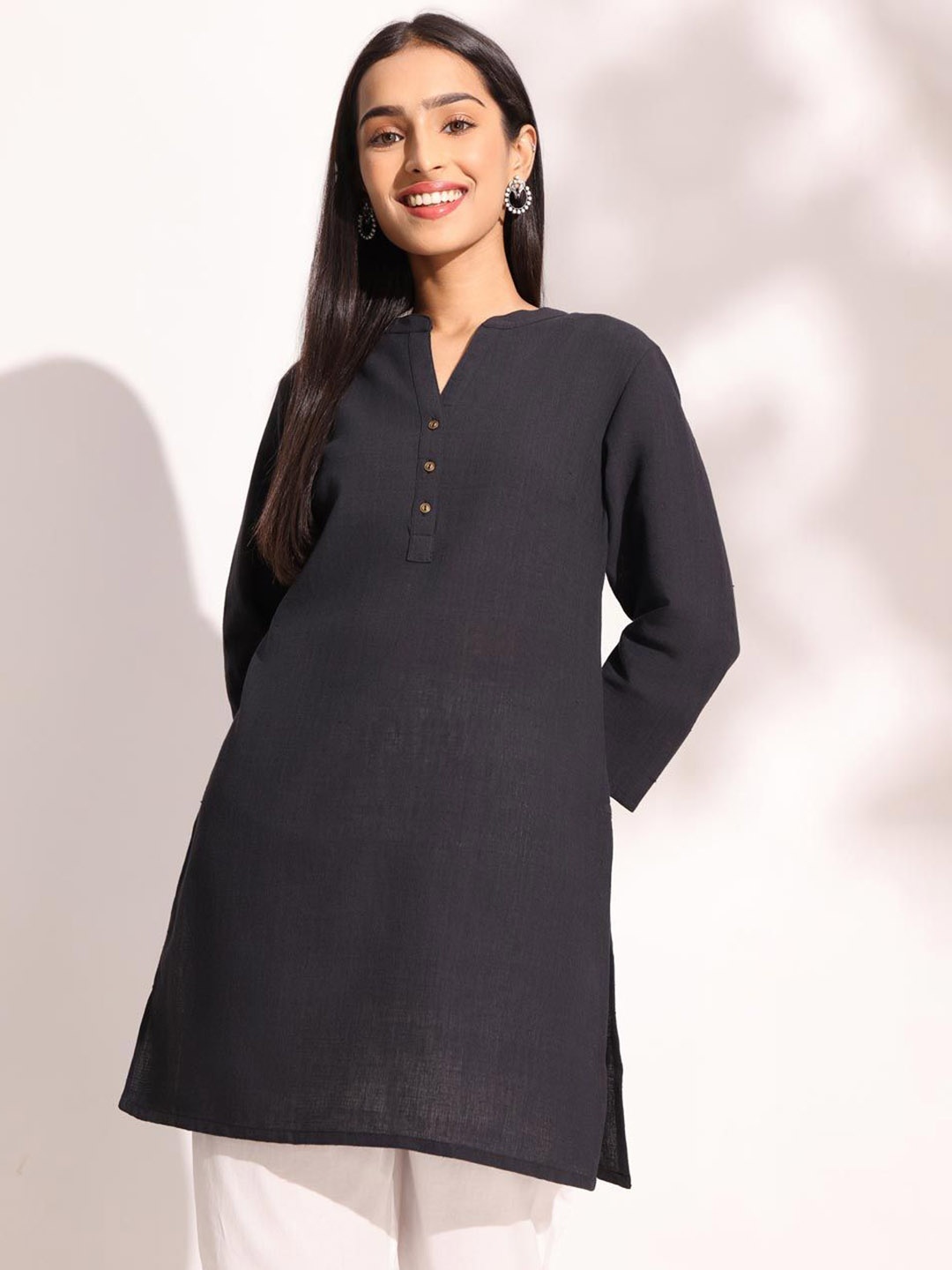 

Fabindia Notch Neck Cotton Straight Short Kurta, Black