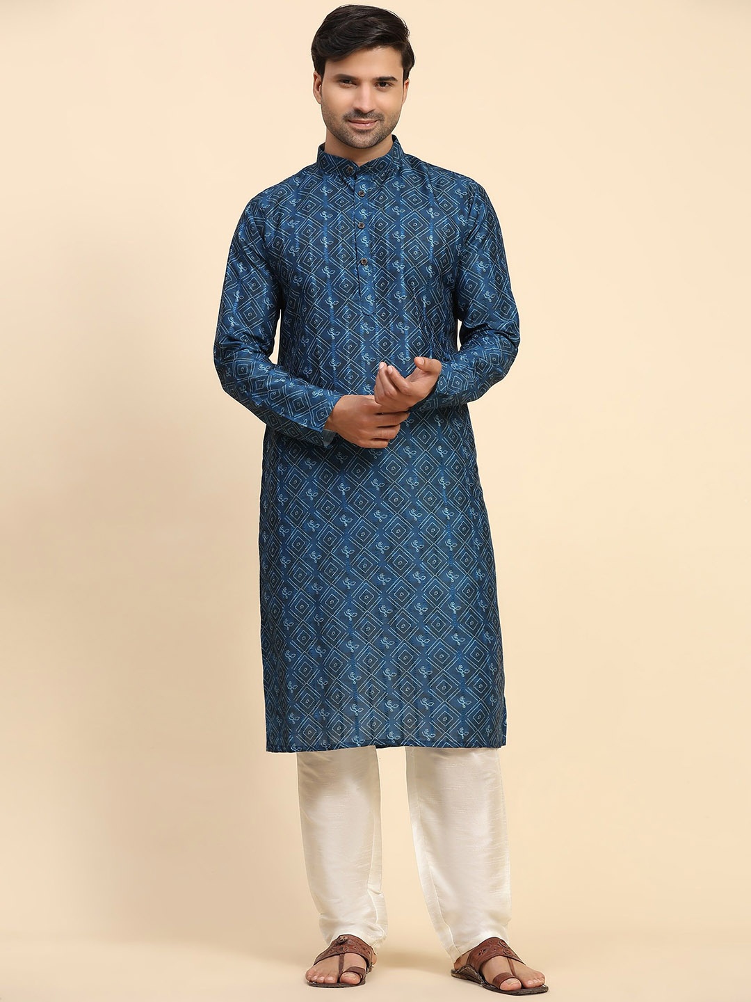 

Rawayi Geometric Band Collar Cotton Straight Kurta, Blue
