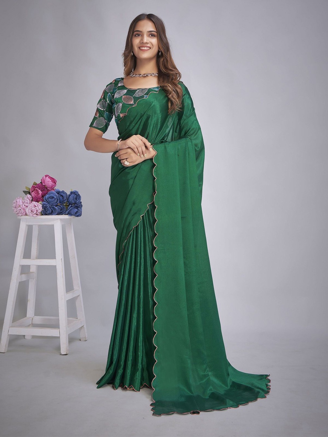 

LADY SHOPI Embroidered Pure Chiffon Saree, Green