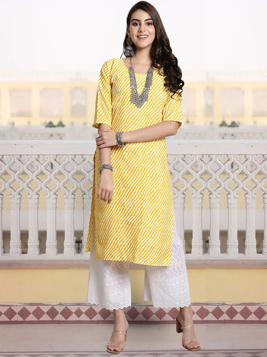 

7Threads Leheriya Printed Round Neck Straight Kurta, Yellow