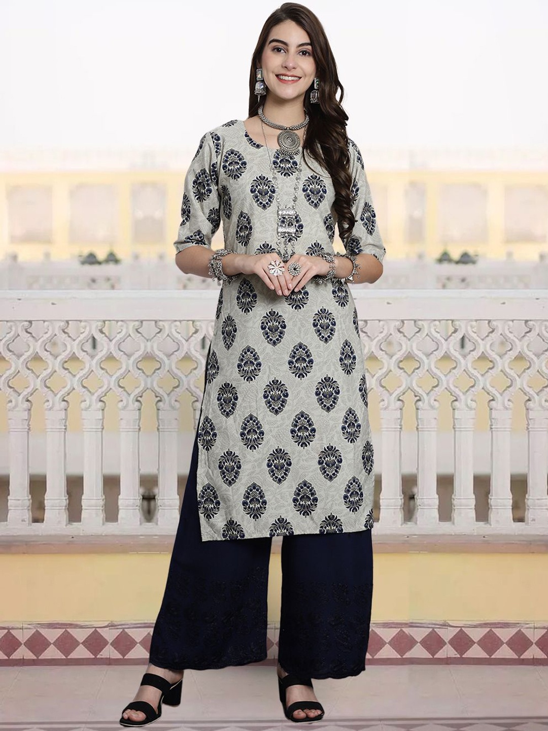 

7Threads Ethnic Motifs Printed Round Neck Crepe Straight Kurta, Grey