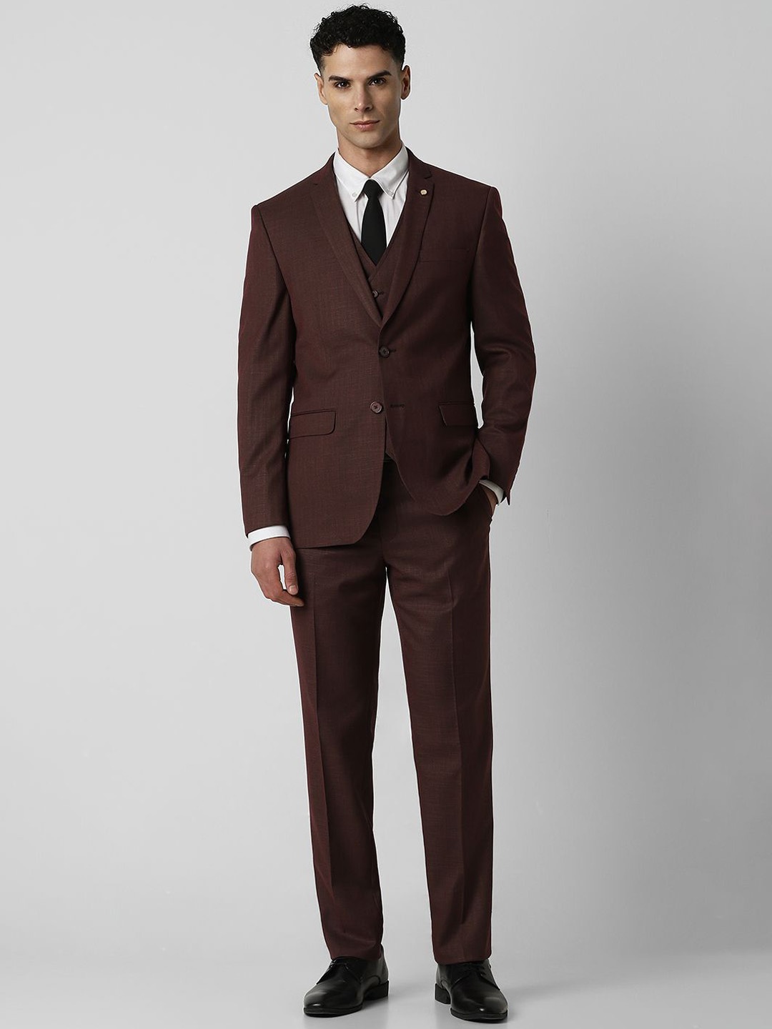 

Van Heusen Self-Design Single-Breasted Three-Piece Formal Suit, Brown