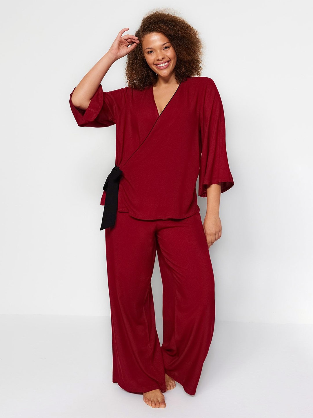 

Trendyol V-Neck Night Suits, Burgundy