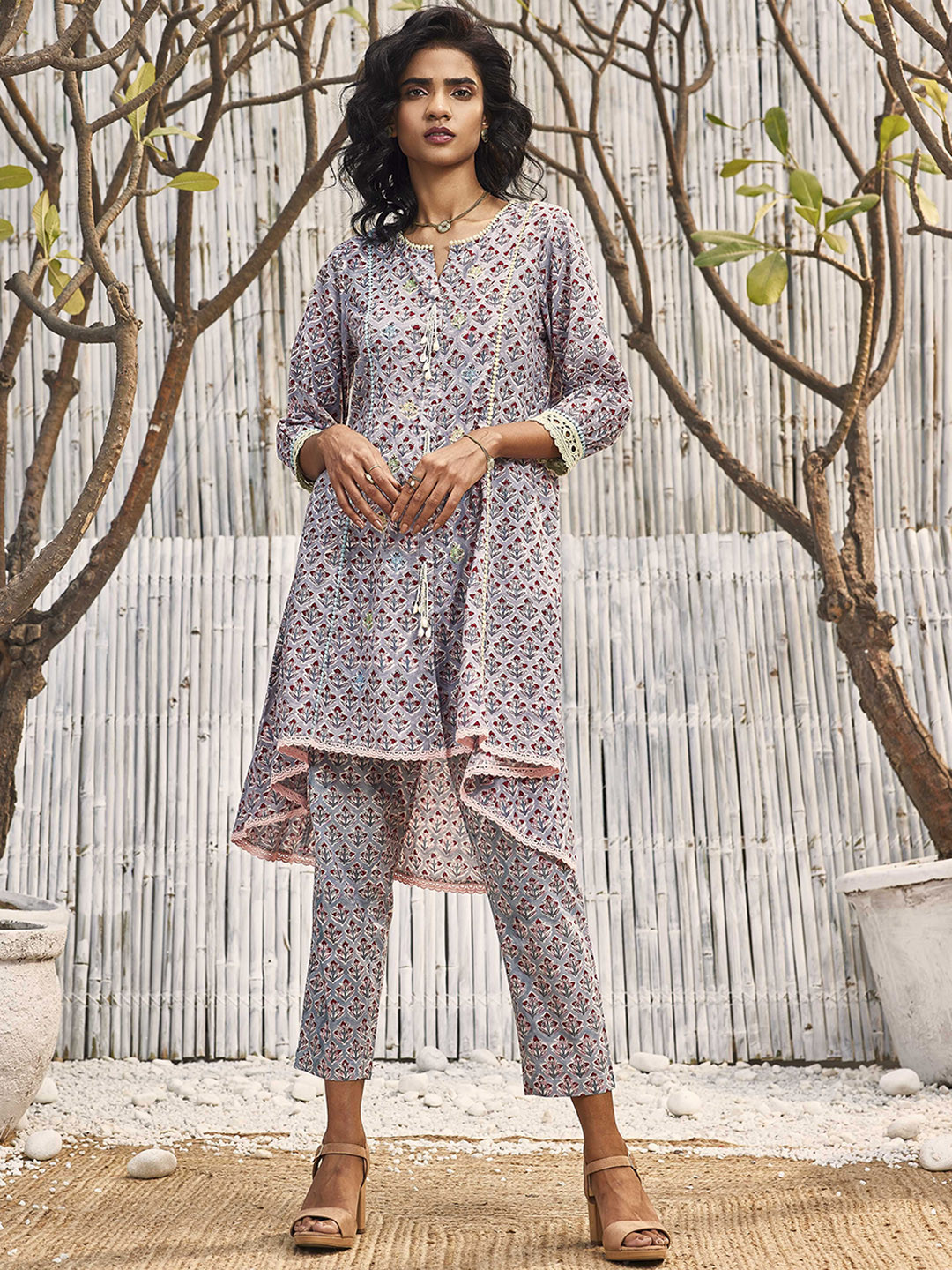 

charkhee Floral Printed Notch Neck Pure Cotton A-Line Kurta with Pyjama, Grey