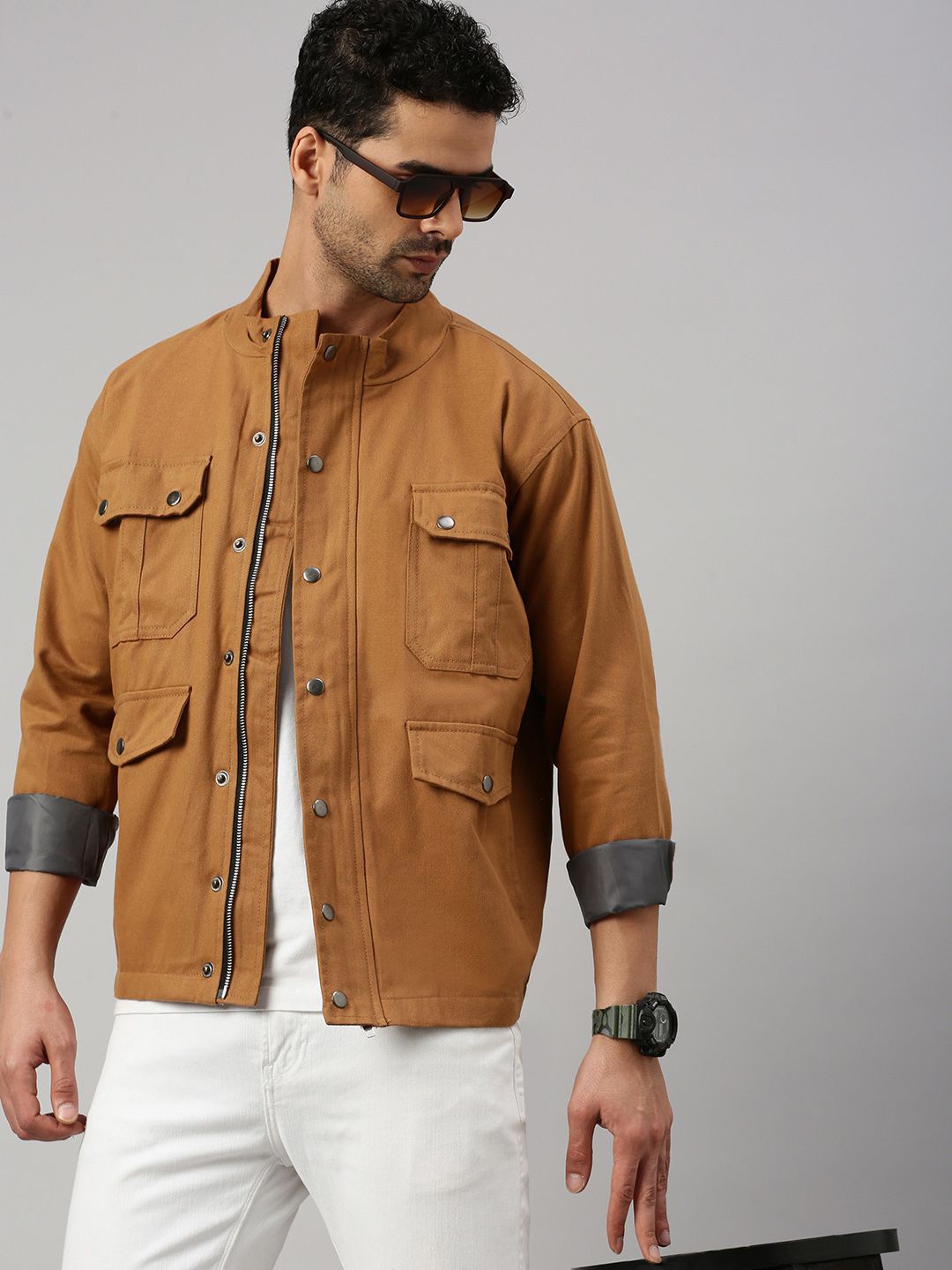 

VOXATI Men Tailored Jacket with Patchwork, Mustard