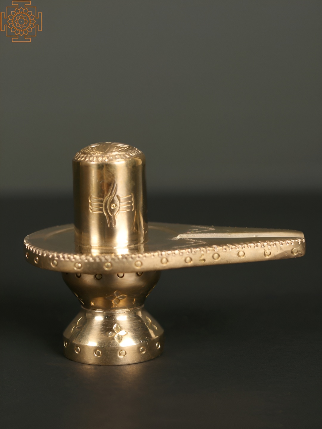 

Exotic India Gold-Toned Religious Idol Showpiece