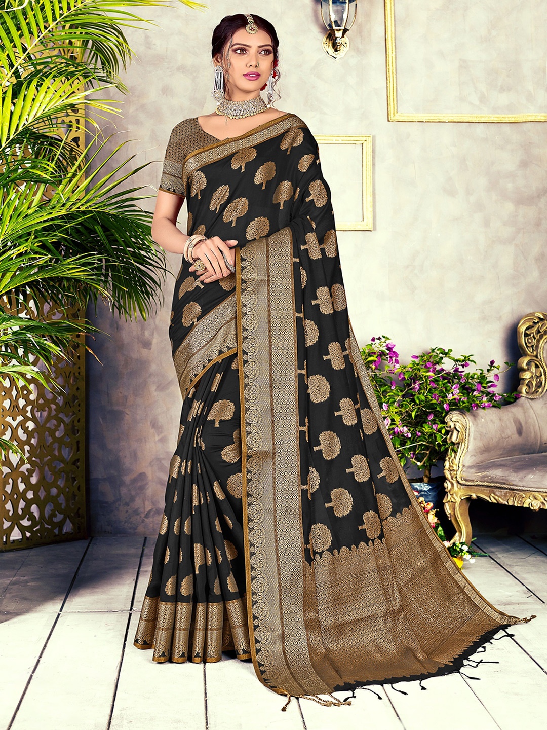 

AWRIYA Woven Design Zari Pure Cotton Chanderi Saree, Black