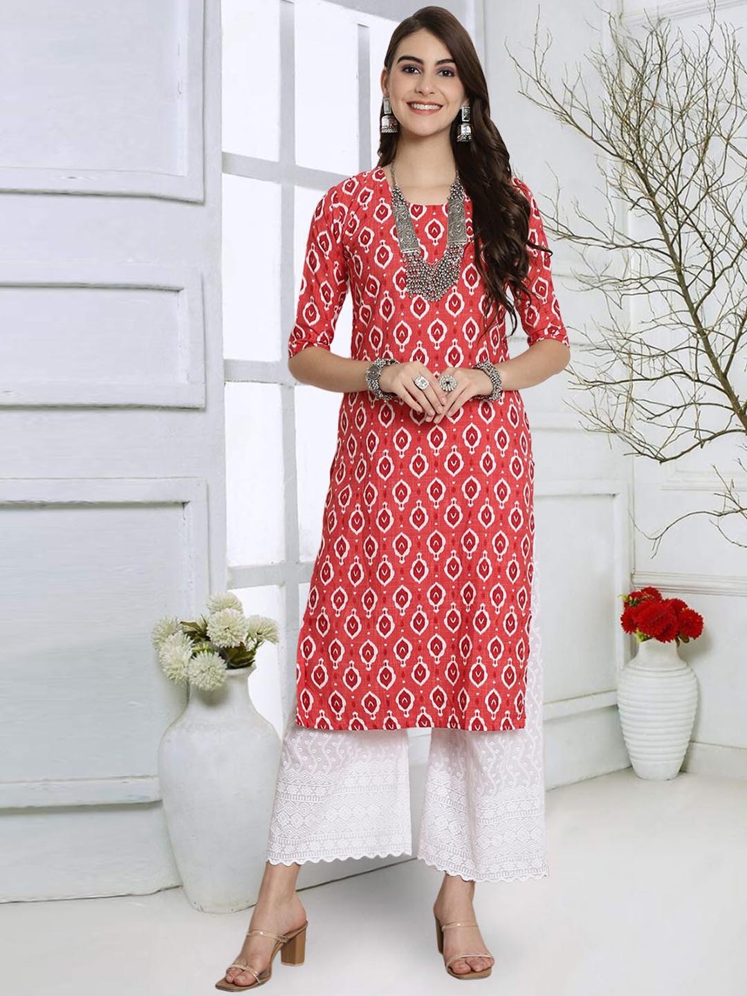 

7Threads Ethnic Motifs Printed Round Neck Crepe Straight Kurta, Red