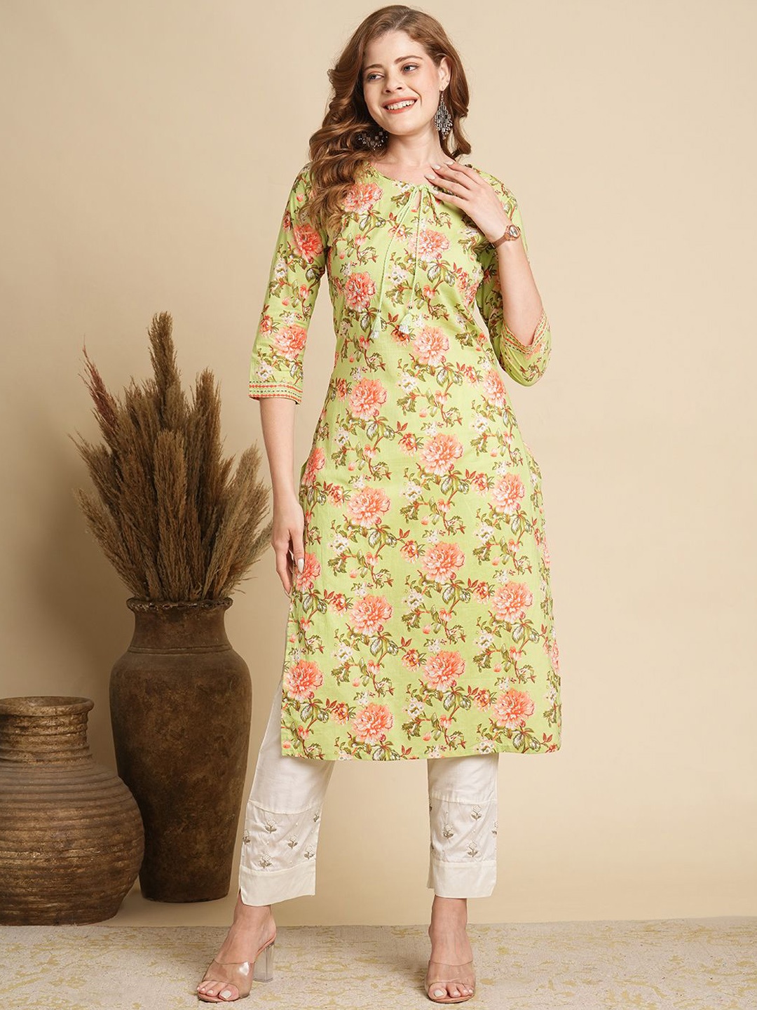 

FASHOR Floral Printed Tie-Up Neck Sequinned Straight Pure Cotton Kurta, Green