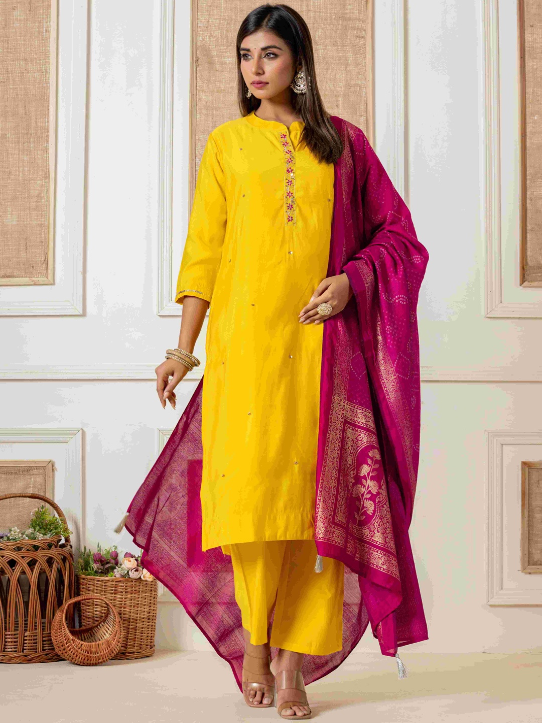 

Do Dhaage Floral Embroidered Beads and Stones Straight Kurta With Trouser & Dupatta, Yellow