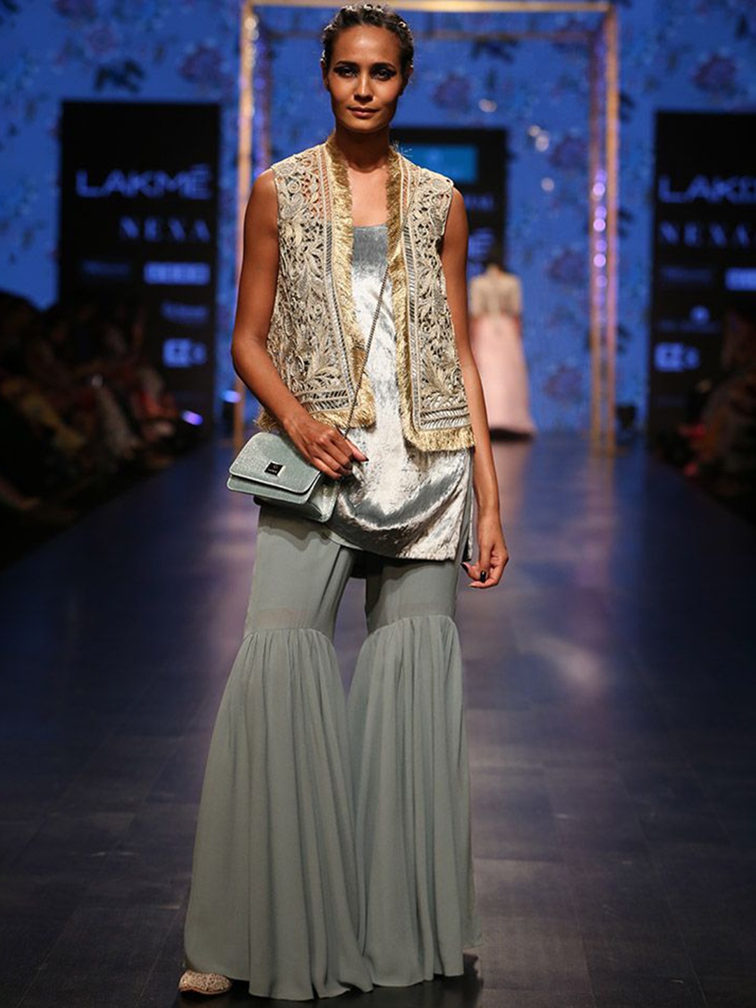 

Payal Singhal Round Neck Kurti with Sharara & Zana Stone Organza Jacket, Blue