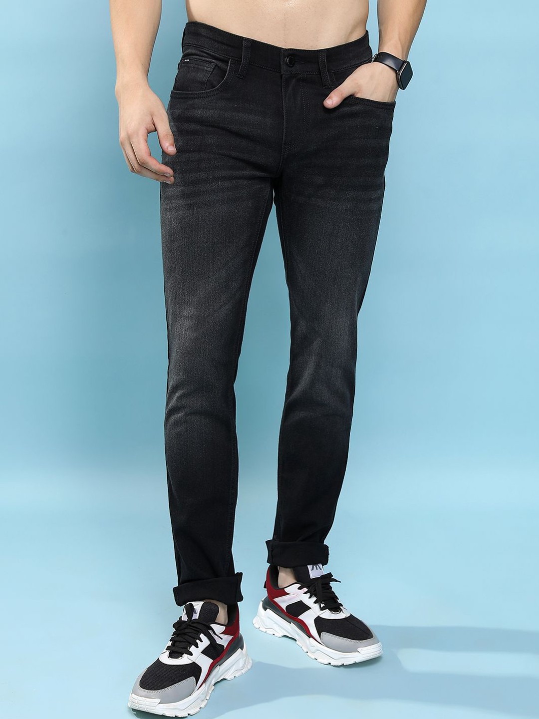 

HIGHLANDER Men Tapered Fit Light Fade Stretchable Jeans, Black
