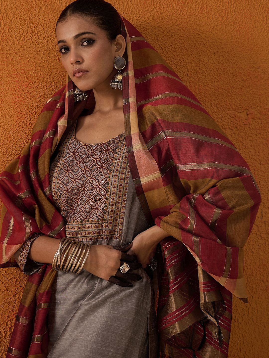 

Indo Era Geometric Embroidered Kantha Work Straight Kurta With Trousers & Dupatta, Grey