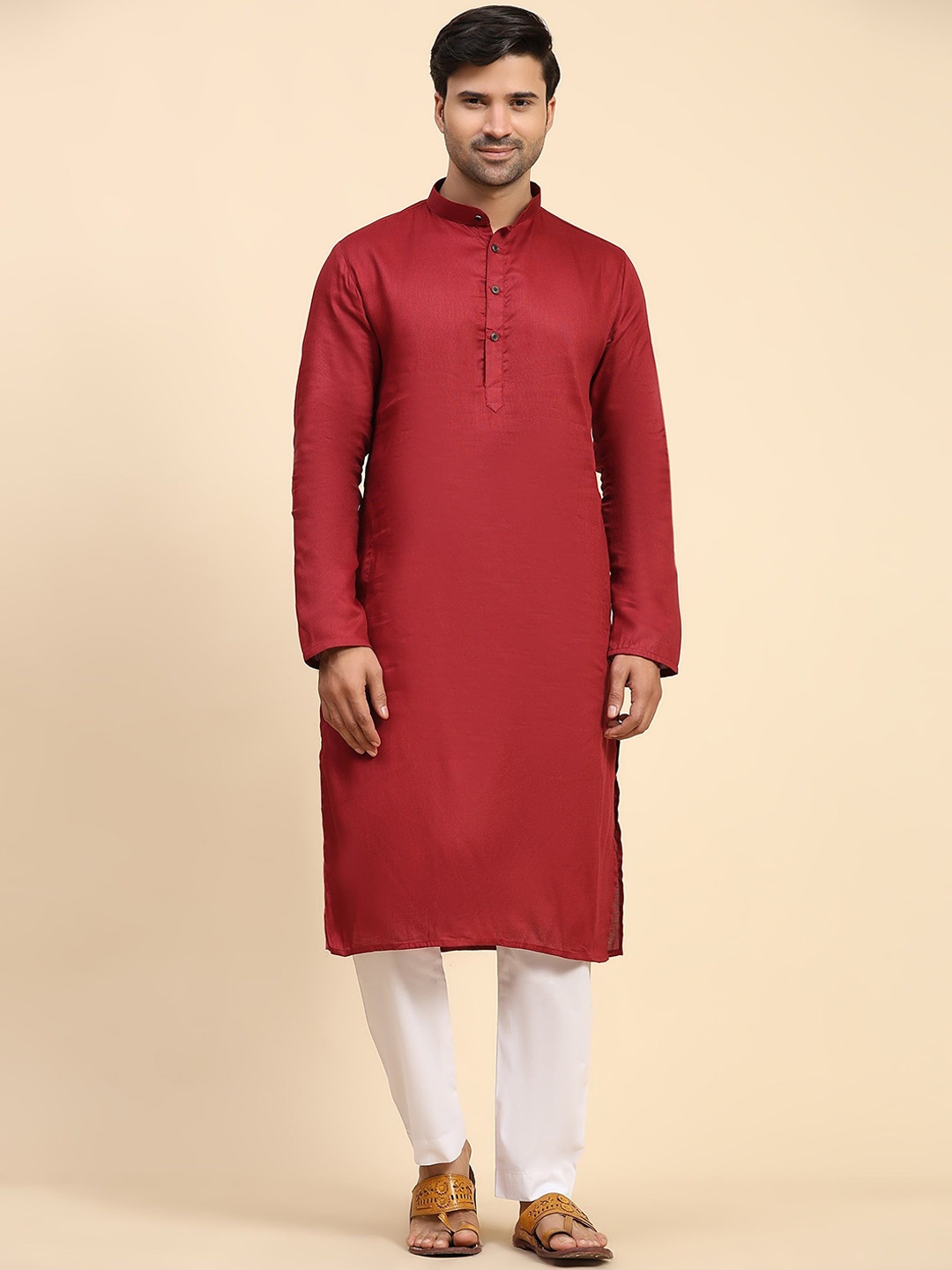 

Rawayi Mandarin Collar Long Sleeves Pure Cotton Straight Kurta, Maroon