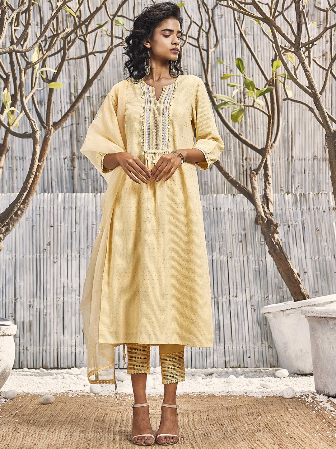 

charkhee Geometric Self Design Thread Work Pure Cotton Kurta with Pyjama & Dupatta, Yellow