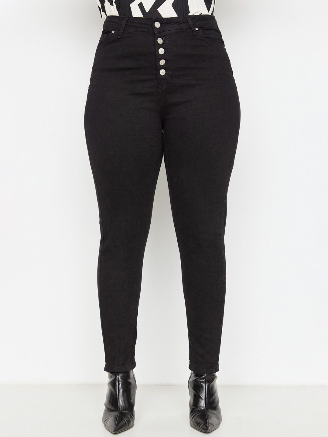 

Trendyol Women High-Rise Jeans, Black