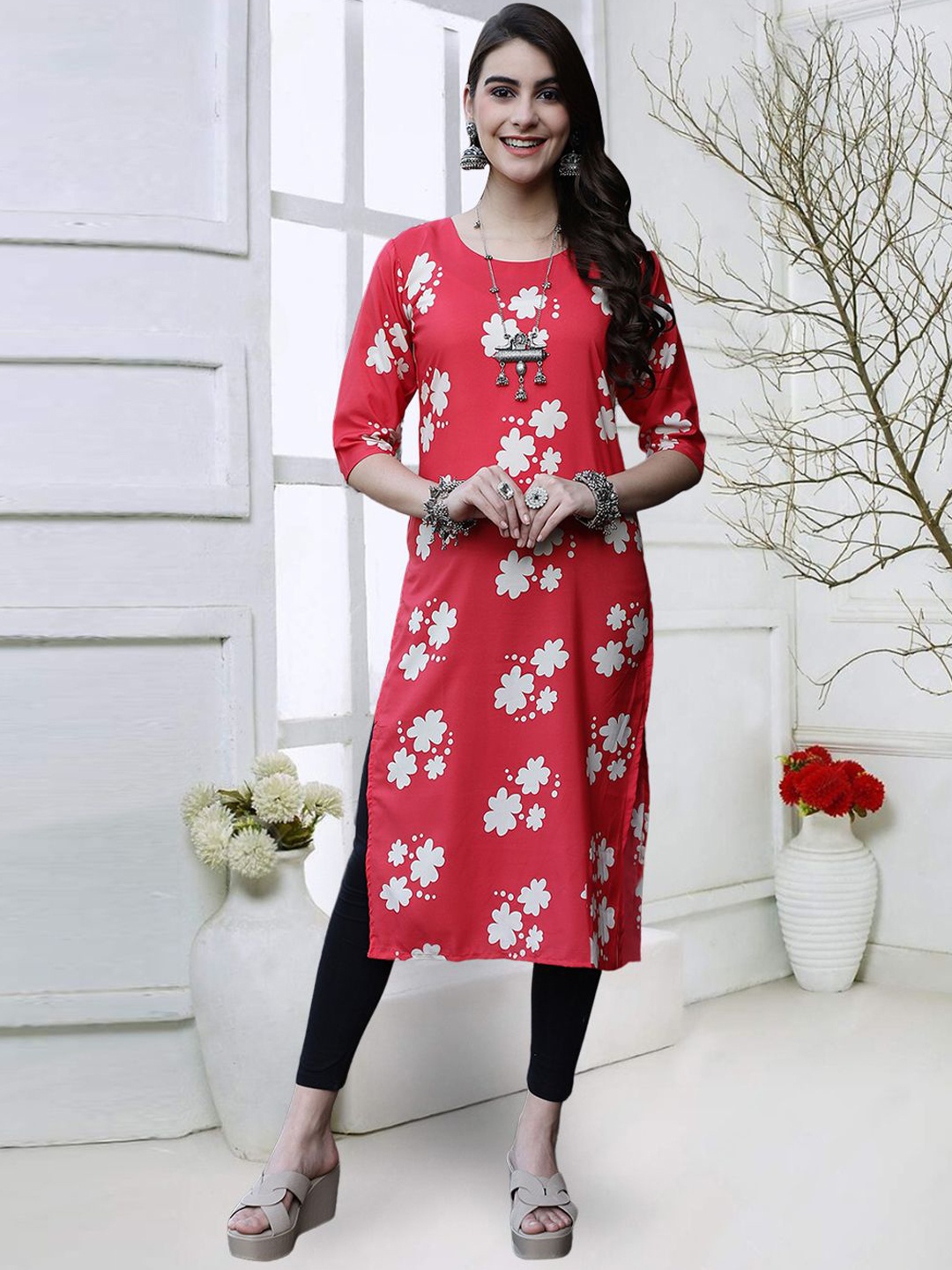 

7Threads Floral Printed Round Neck Straight Kurta, Red