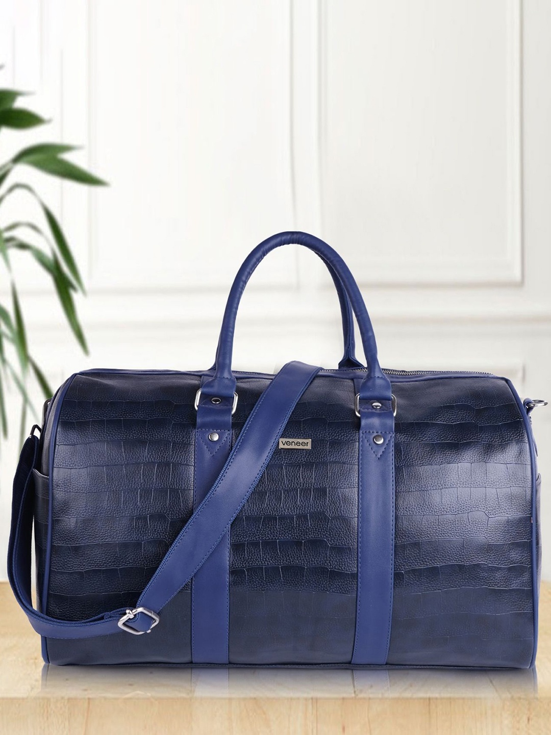 

Veneer Textured Medium Vegan Leather Duffel Bag, Navy blue