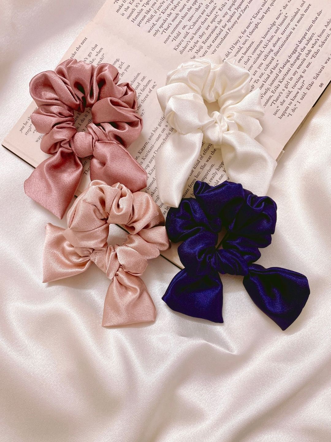 

Mueras Set Of 4 Bow Knot Satin Silk Scrunchies, Pink