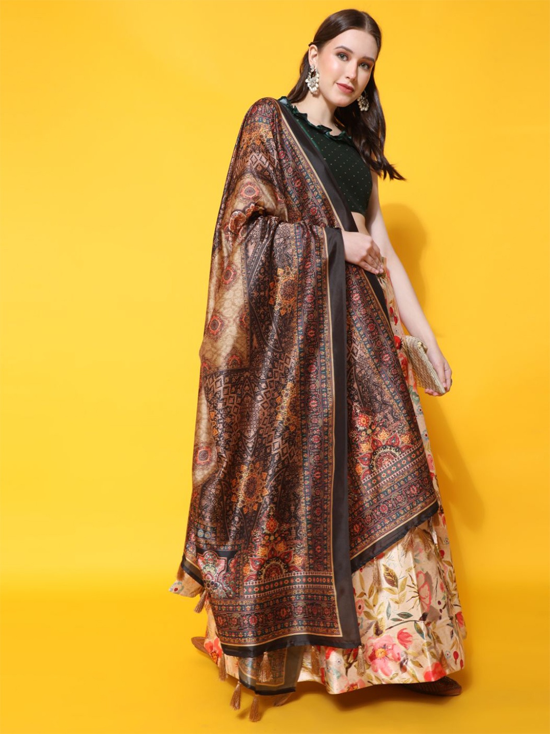 

Kaizen TEXO FAB Printed Semi-Stitched Lehenga & Unstitched Blouse With Dupatta, Cream