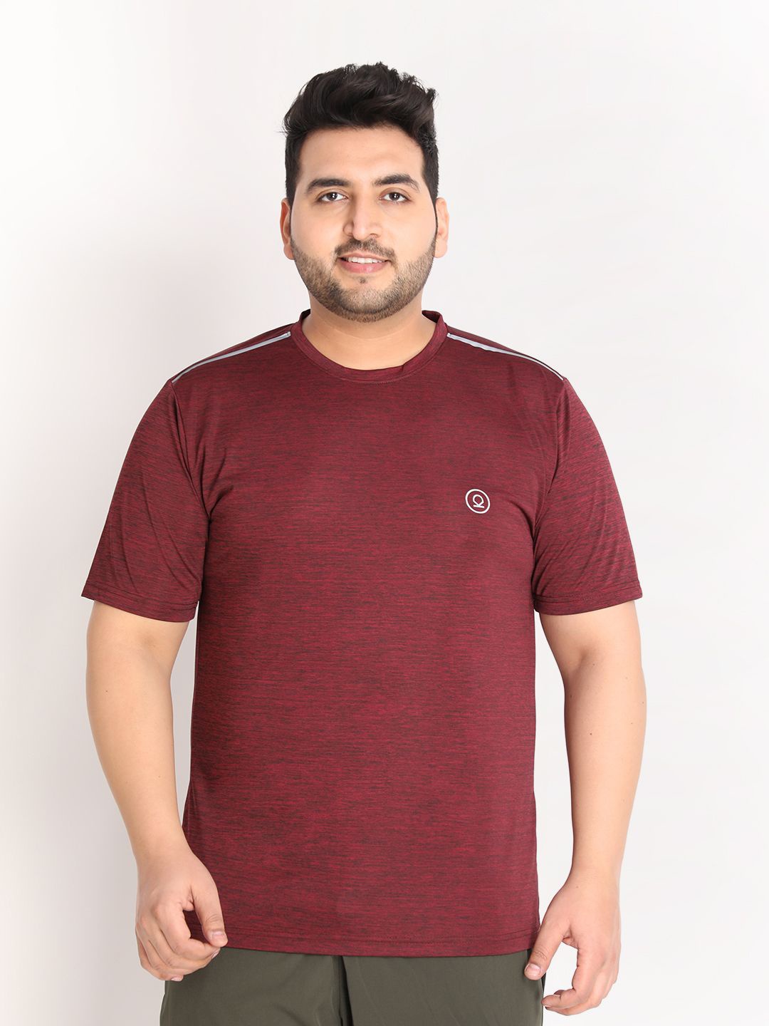 

CHKOKKO Men Solid Round Neck T-Shirt, Maroon