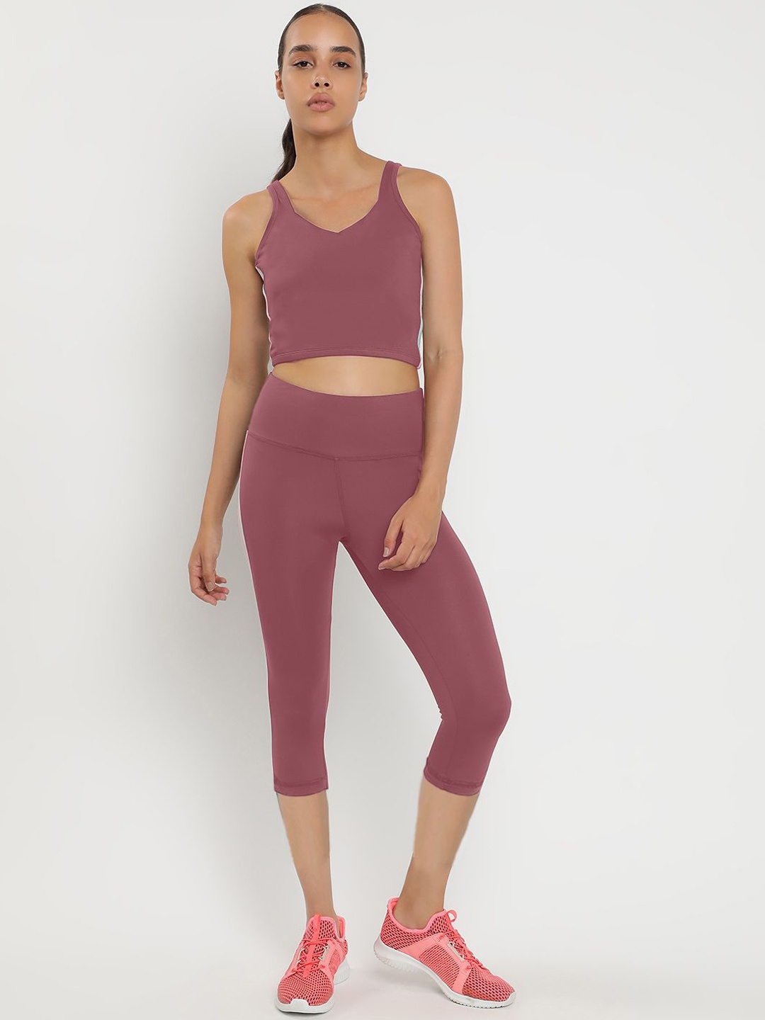 

Wearjukebox V Neck Sleeveless Top With Tights, Pink