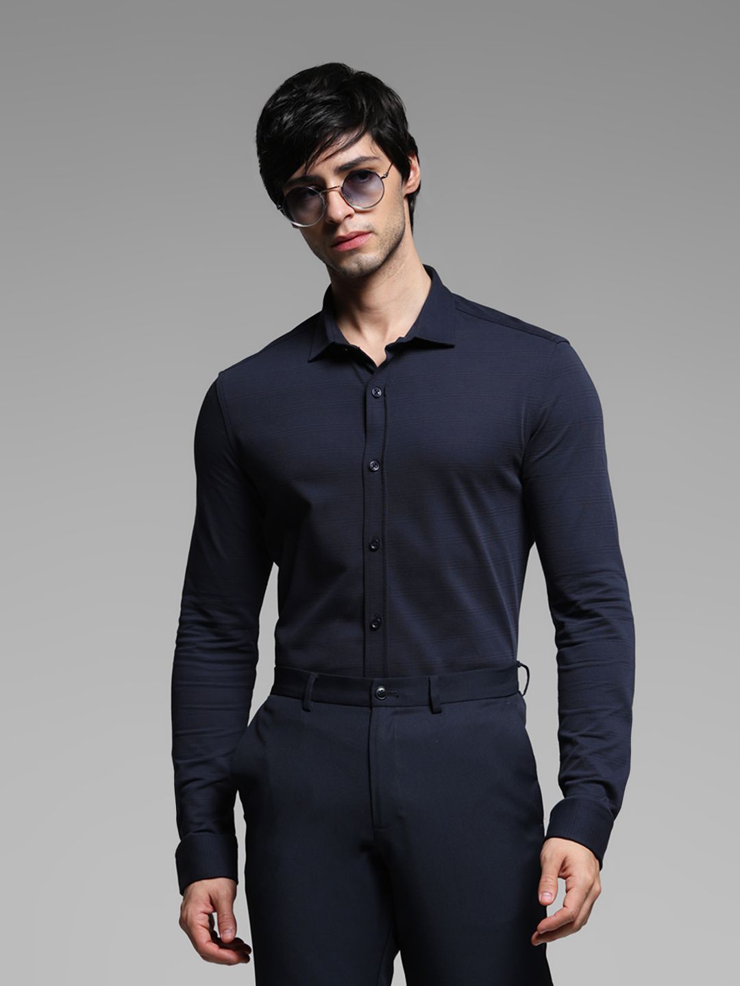 

Jack & Jones Men Spread Collar Solid Cotton Slim Fit Casual Shirt, Navy blue