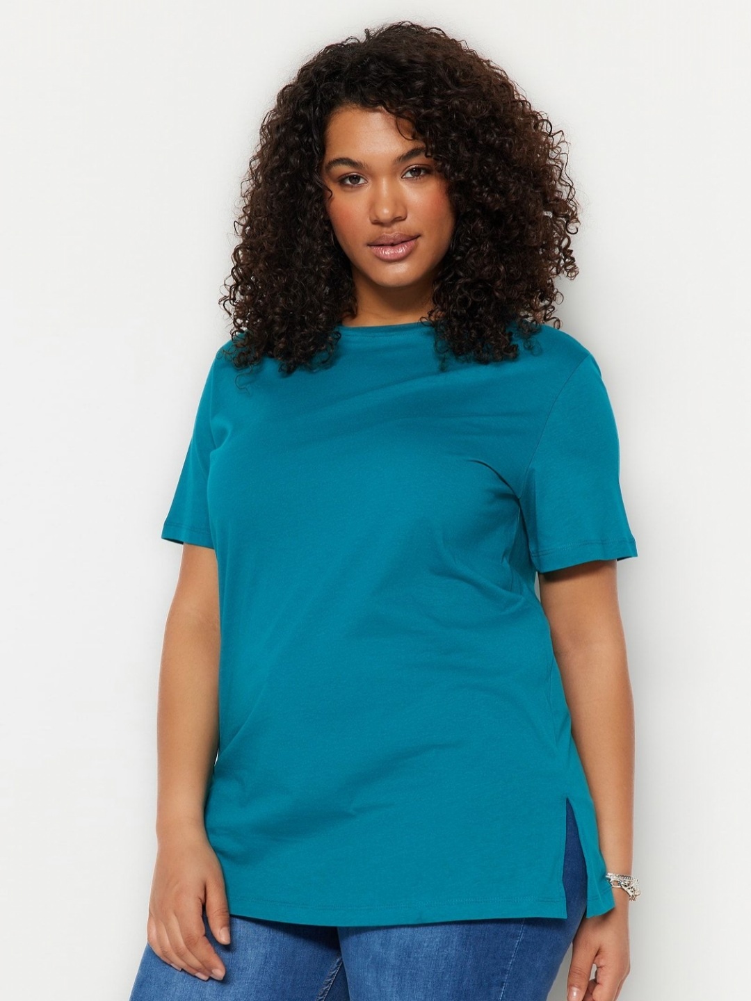 

Trendyol Women Solid Round Neck Cotton T-Shirt, Teal