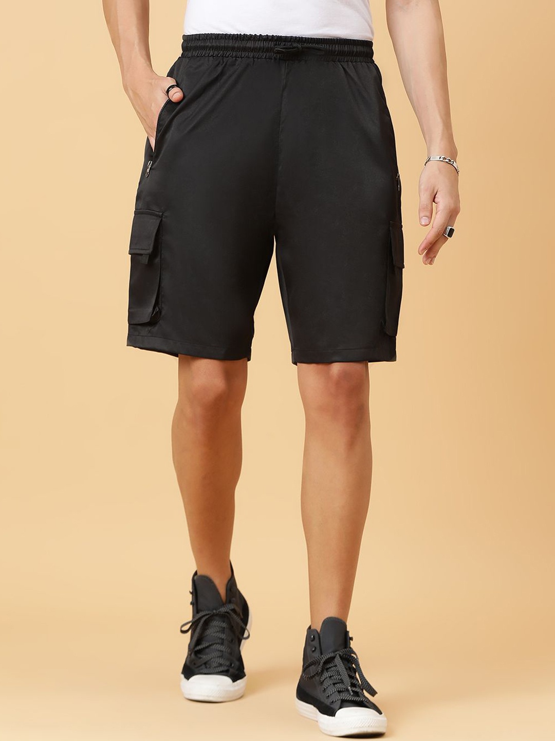 

Kotty Men Low-Rise Sports Shorts, Black