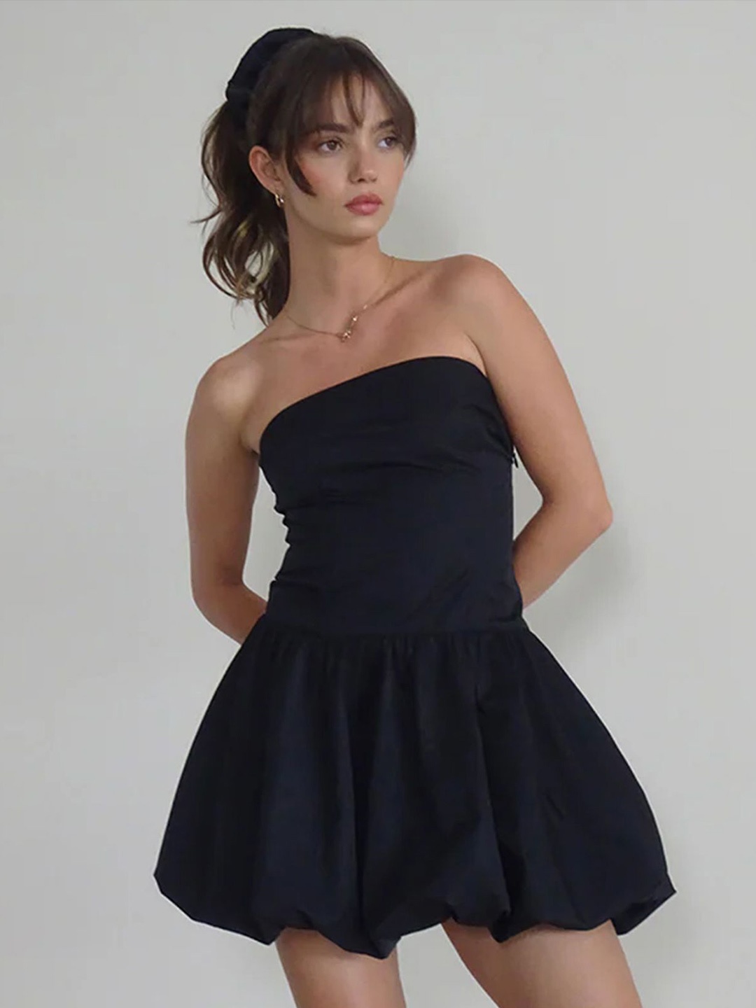 

LULU & SKY Strapless Fit and Flare Dress, Black