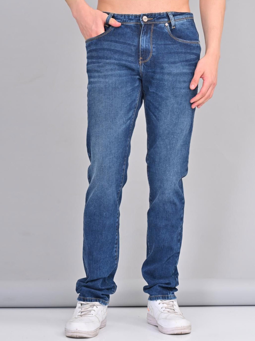 

Jean Cafe Men Jean Slim Fit Mid-Rise Pure Cotton Light Fade Jeans, Blue