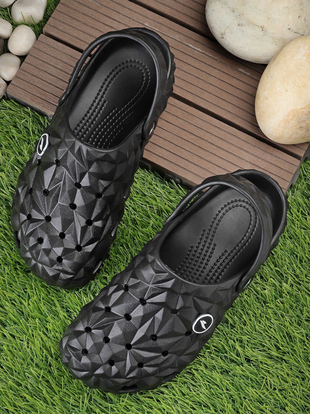 

ASIAN Men Rubber Self Design Clogs, Black