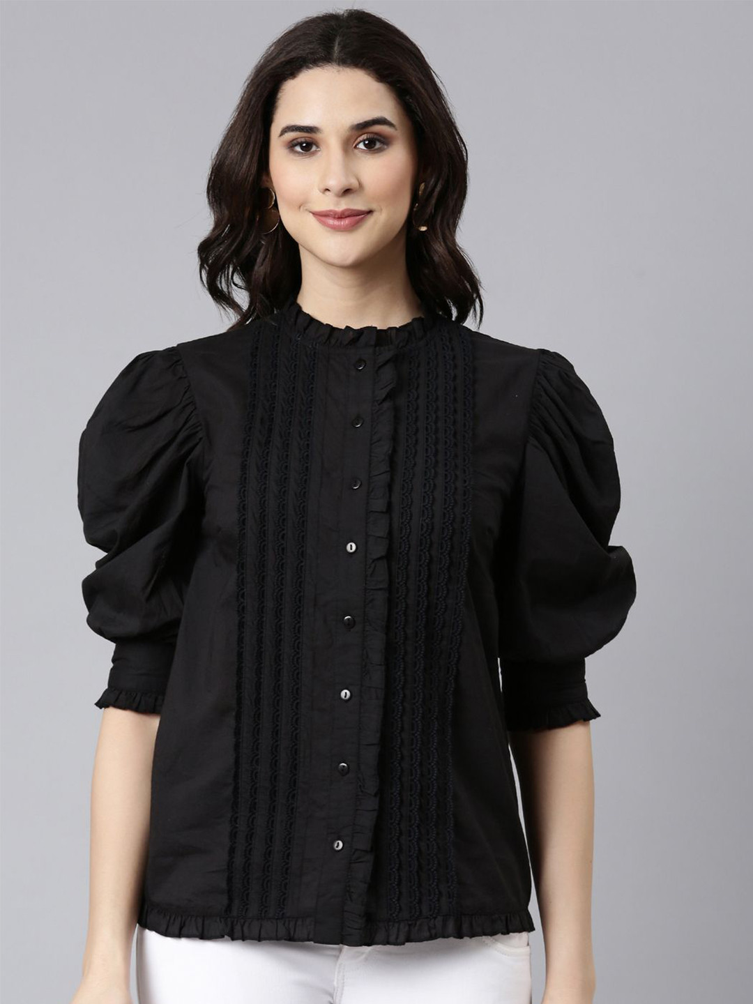 

Zolo Label Women Solid Round Neck Cotton Top, Black