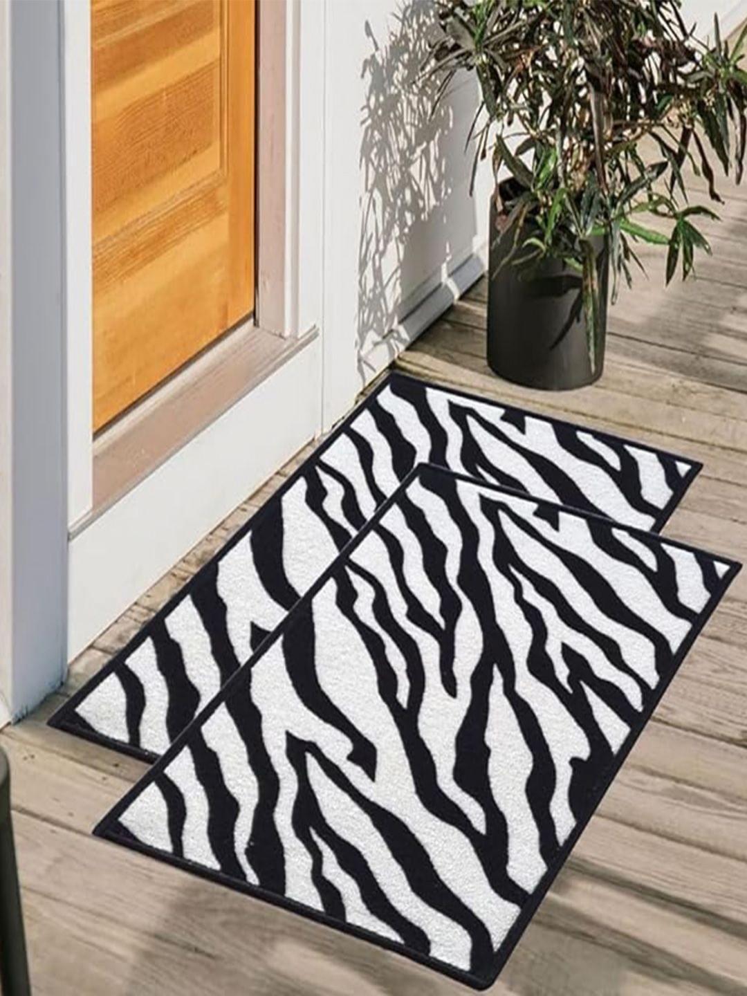 

Matz and More White & Black 2 Pieces Animal Printed Rectangle Anti-Skid Doormats
