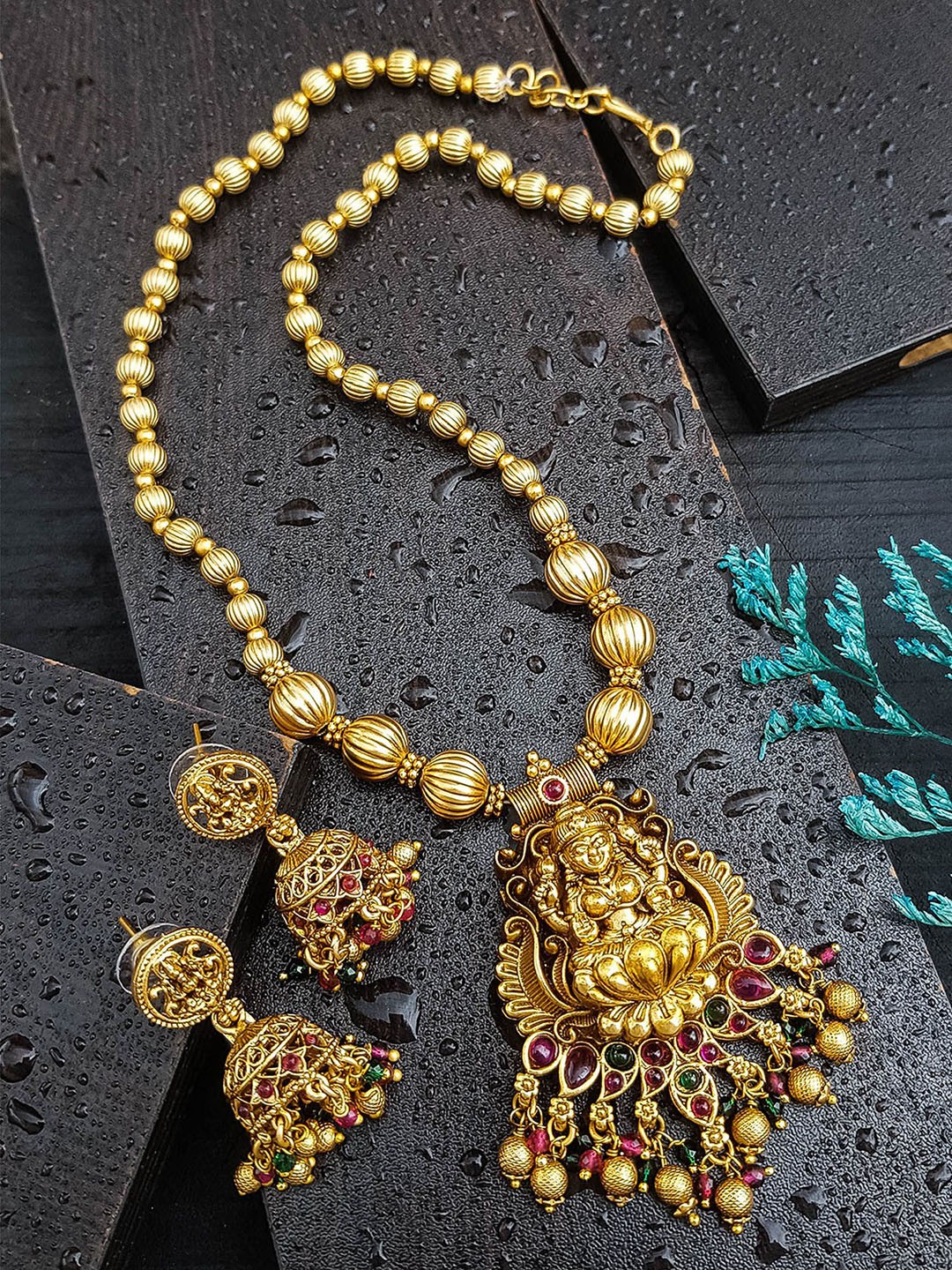 

GRIIHAM Gold Plated Cubic Zirconia Temple Jewellery Set