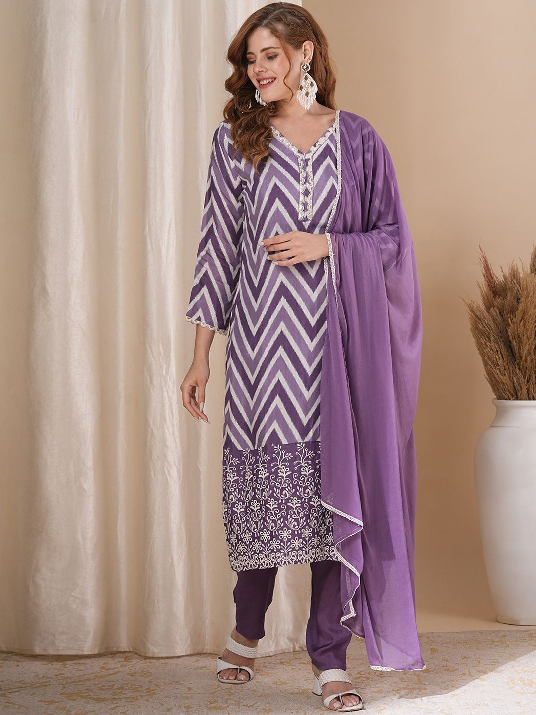 

FASHOR Chevron Printed Sequinned Straight Kurta With Trousers & Dupatta, Purple