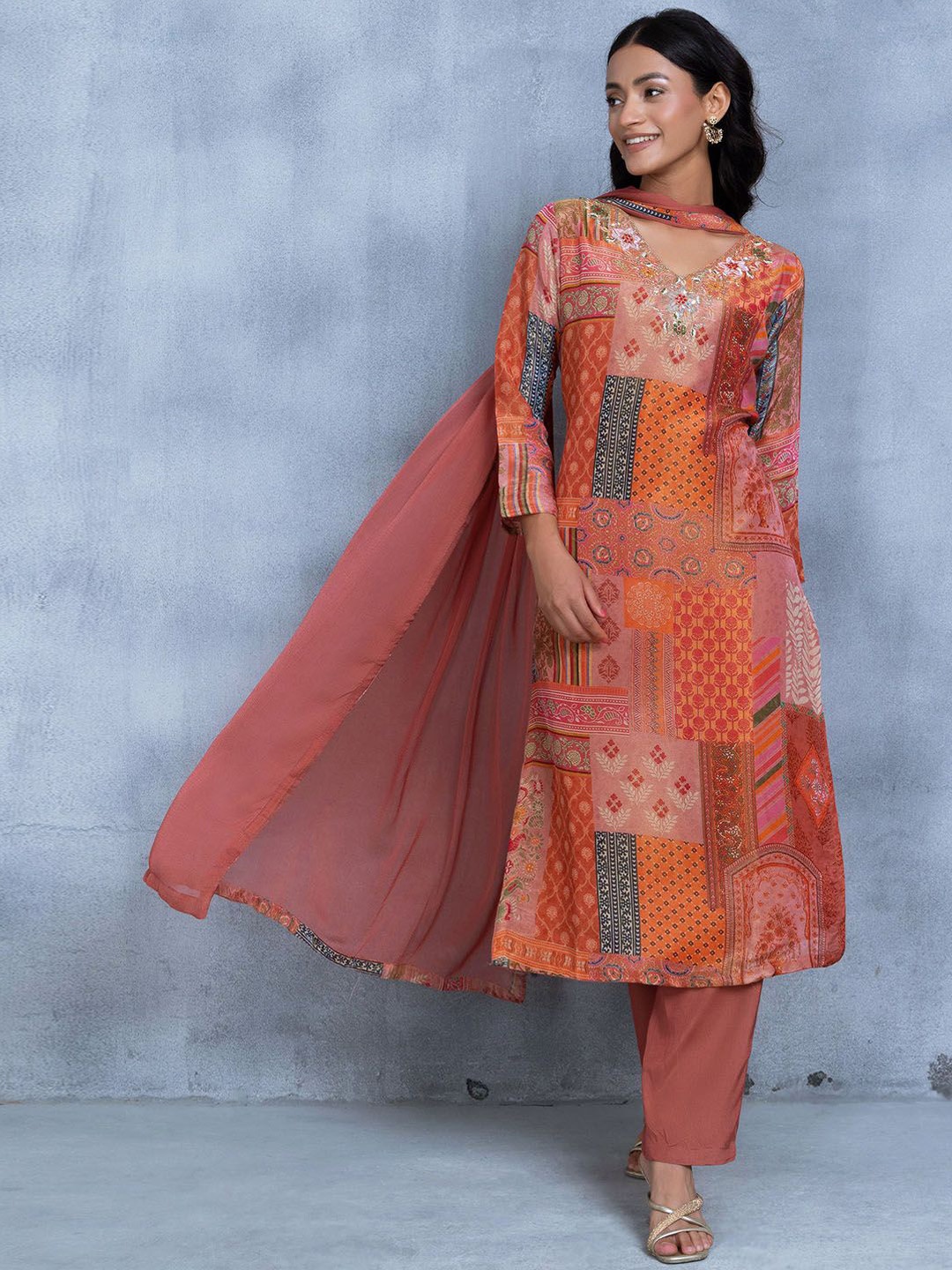 

Rang by Indya Floral Printed Thread Work Kurta with Trousers & Dupatta, Orange