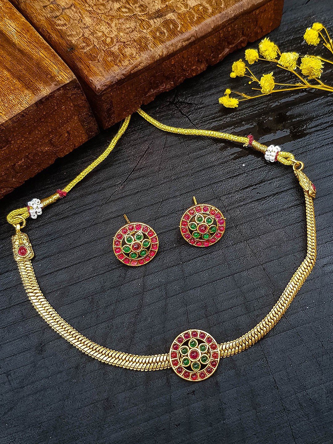 

GRIIHAM Gold-Plated Kundan Studded Jewellery Set