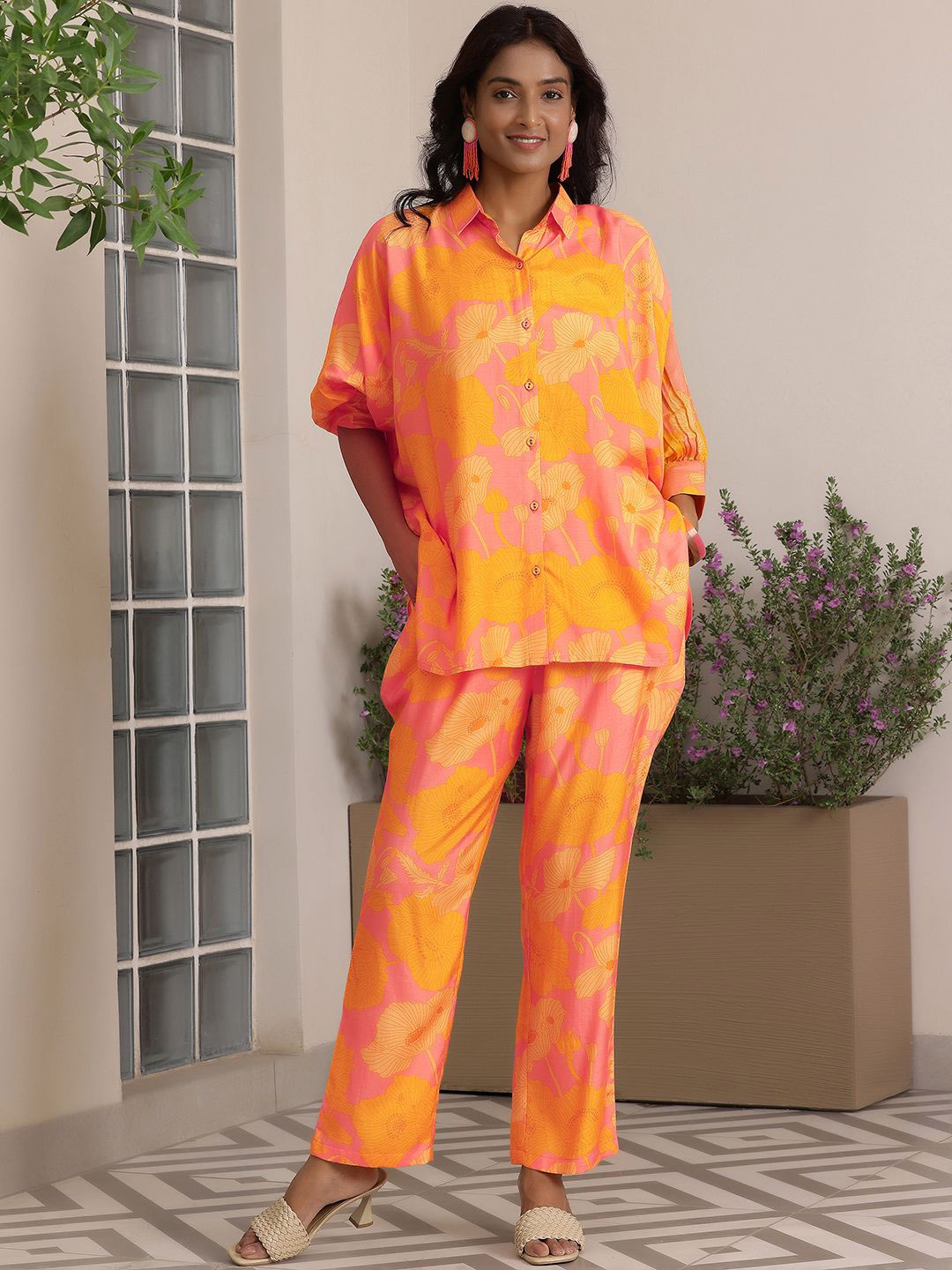 

Libas Floral Printed Kimono Sleeves Shirt With Trousers, Orange