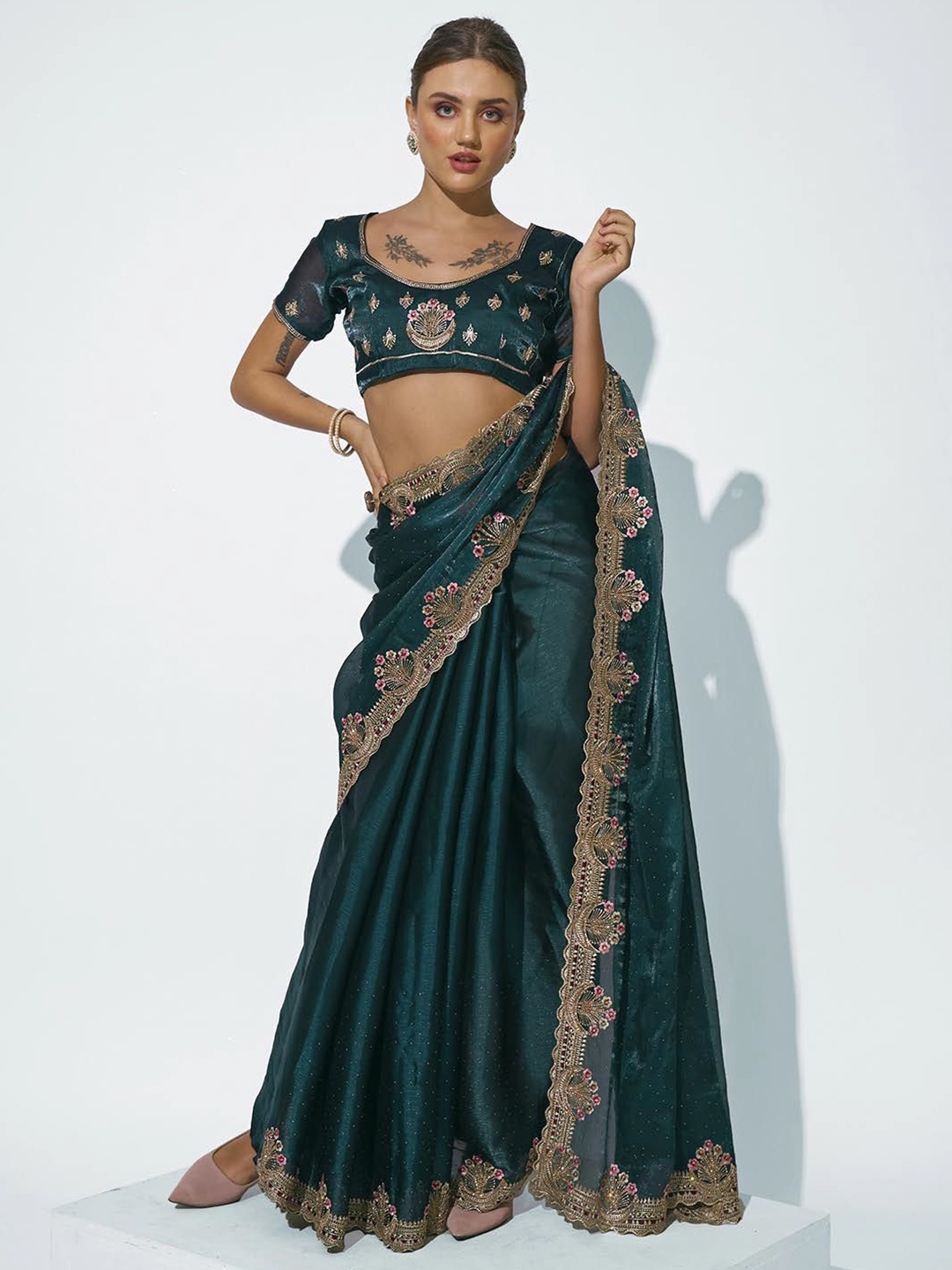 

Mitera Embroidered Organza Saree, Teal