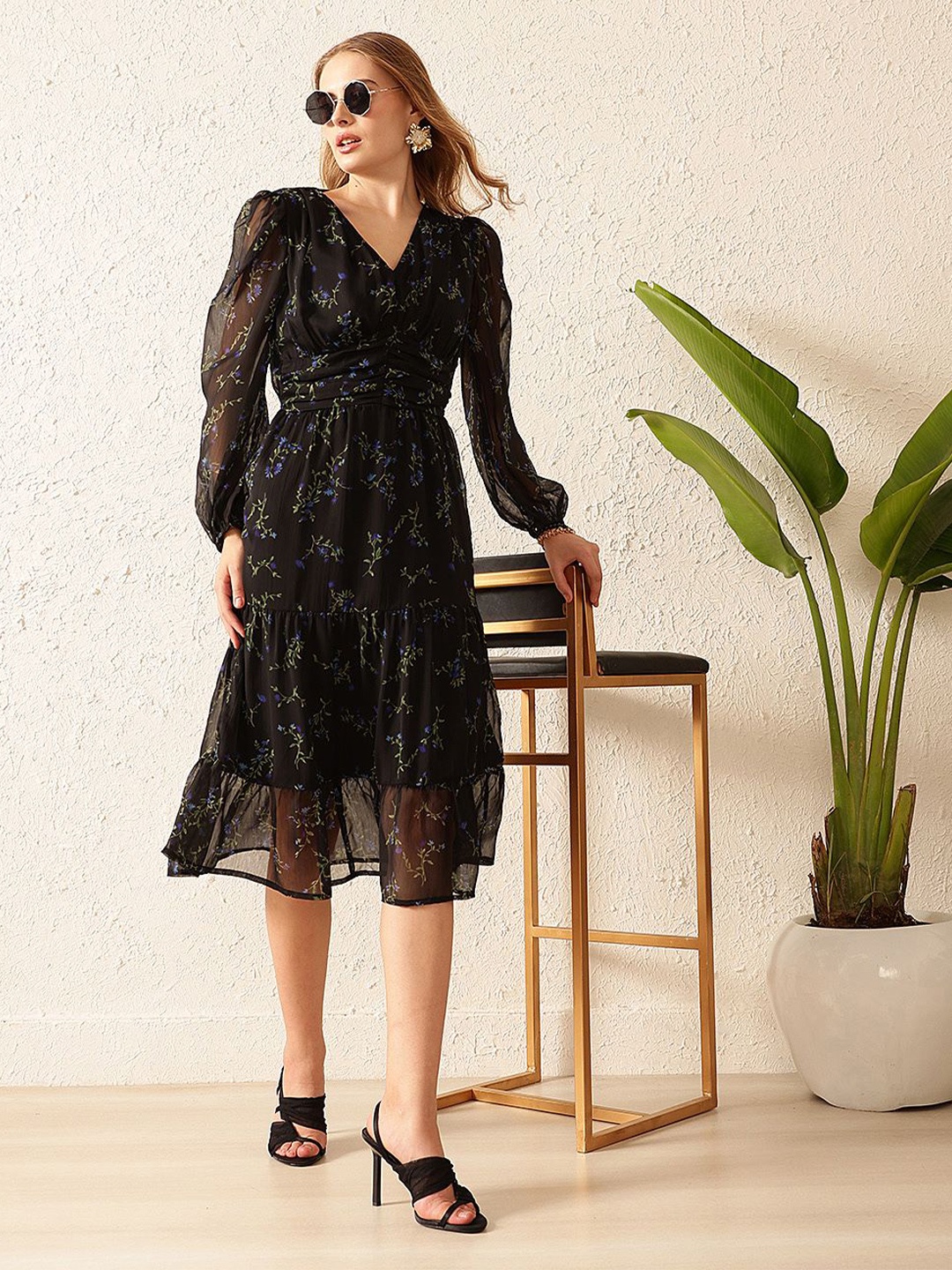 

STREET 9 Floral Printed Puff Sleeves A-Line Midi Dress, Black